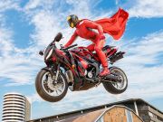 لعبة Super Hero Stunt 3D ﺔﻴﻘﻴﻘﺣ ﺔﻳﺭﺎﻧ ﺔﺟﺍﺭﺩ على الانترنت